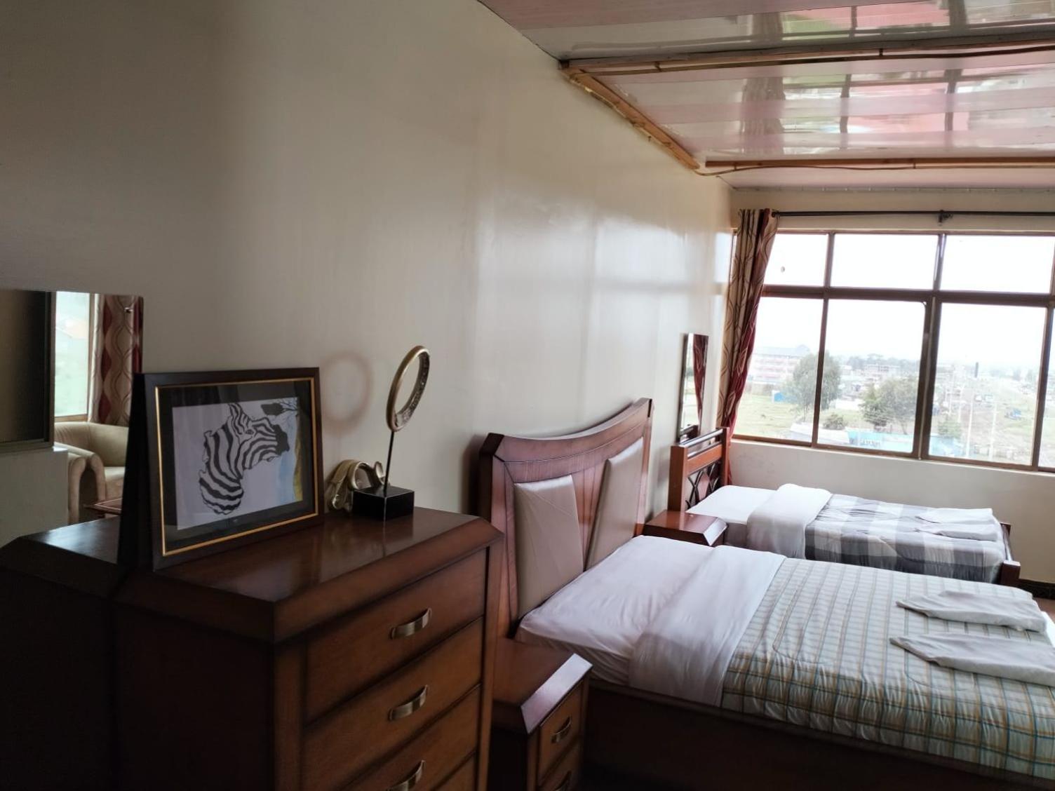 Newstead Hotel נאיוואשה מראה חיצוני תמונה
